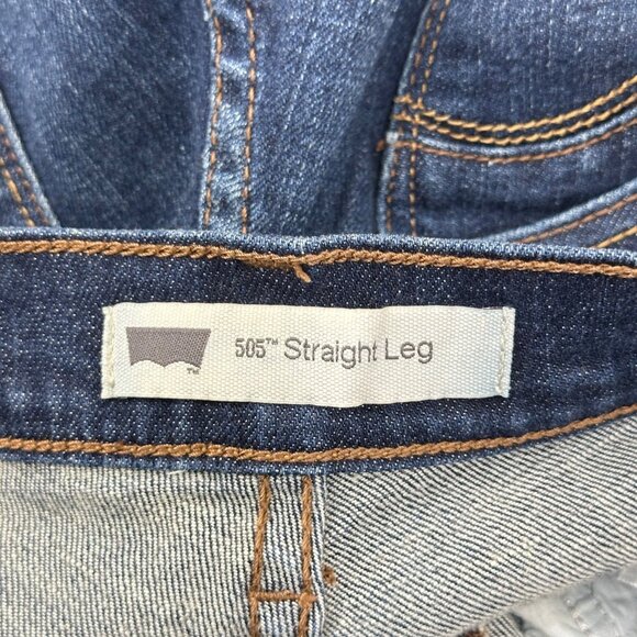 Levis 505 Straight Leg Women Jeans Size 4M Classic Dark Wash Cotton Blend Denim - Picture 4 of 14